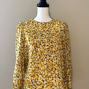 Who What Wear size small Floral Yellow and Black Blouse euc